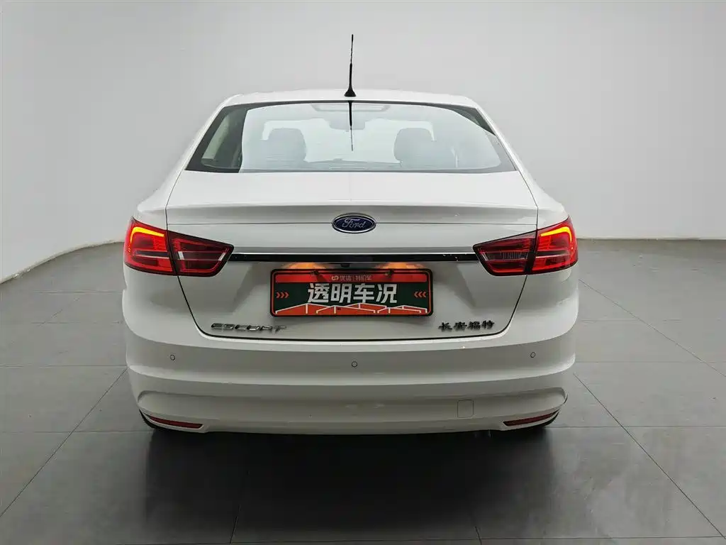 Ford Escort 2017 1.5L AT Fashion