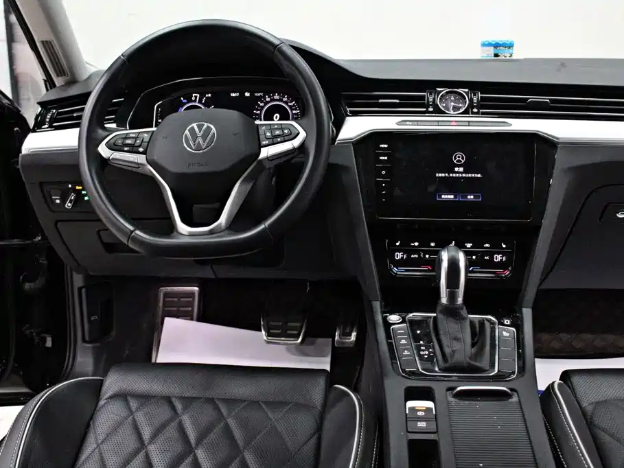 Volkswagen Magotan PHEV — миниатюра 9