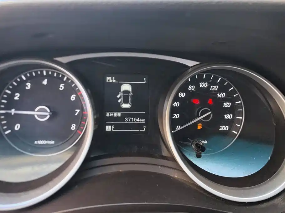 Wuling 730 Camp Sport 1.5L Manual Value Edition 7 seats, фото 14