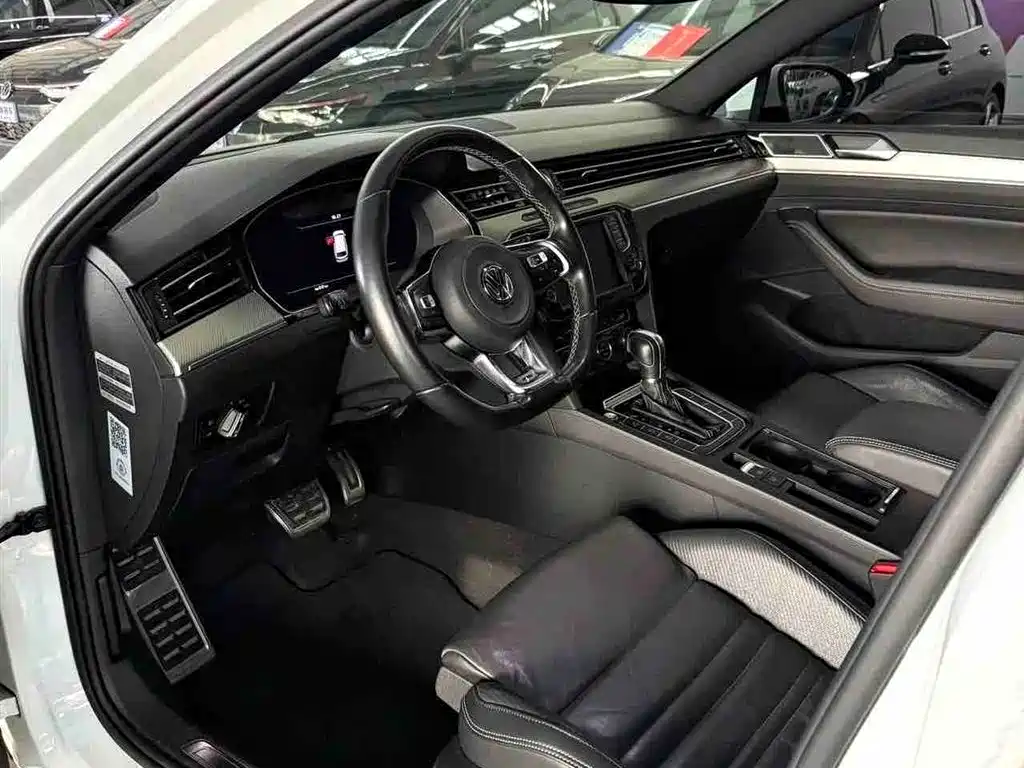 Volkswagen Passat Variant 2016 380TSI R-line