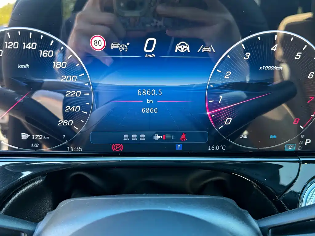 Mercedes-Benz E-Class — миниатюра 19