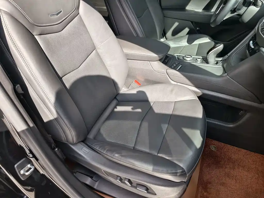 Cadillac XT5 — миниатюра 15