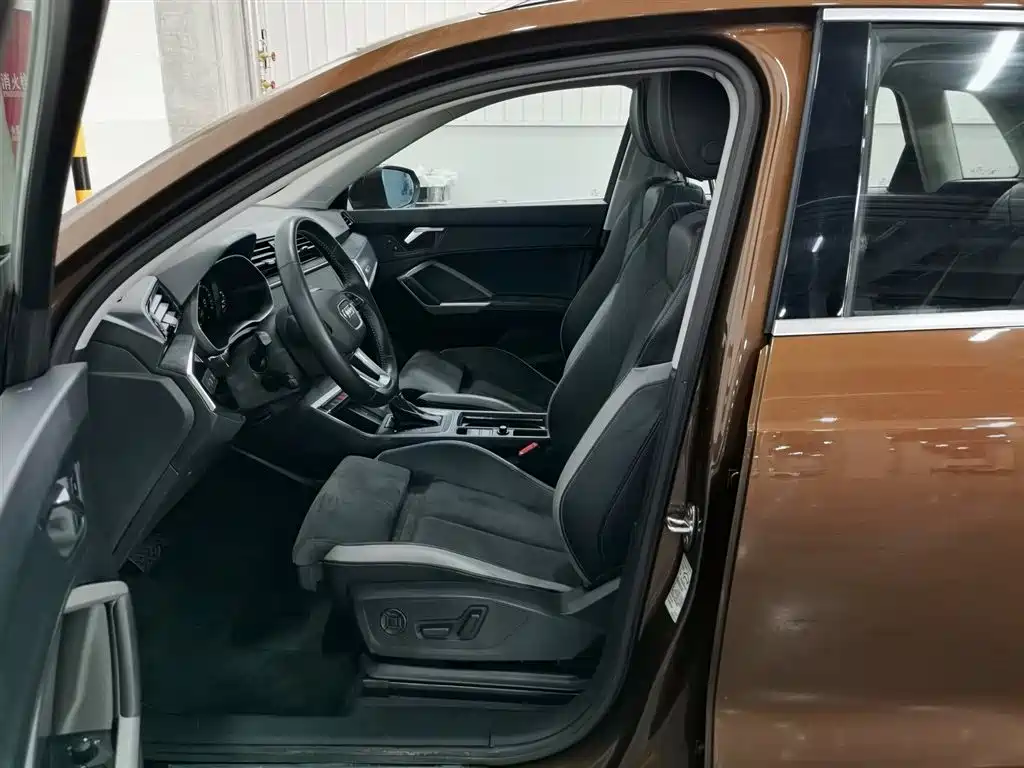Audi Q3 2019 35 TFSI