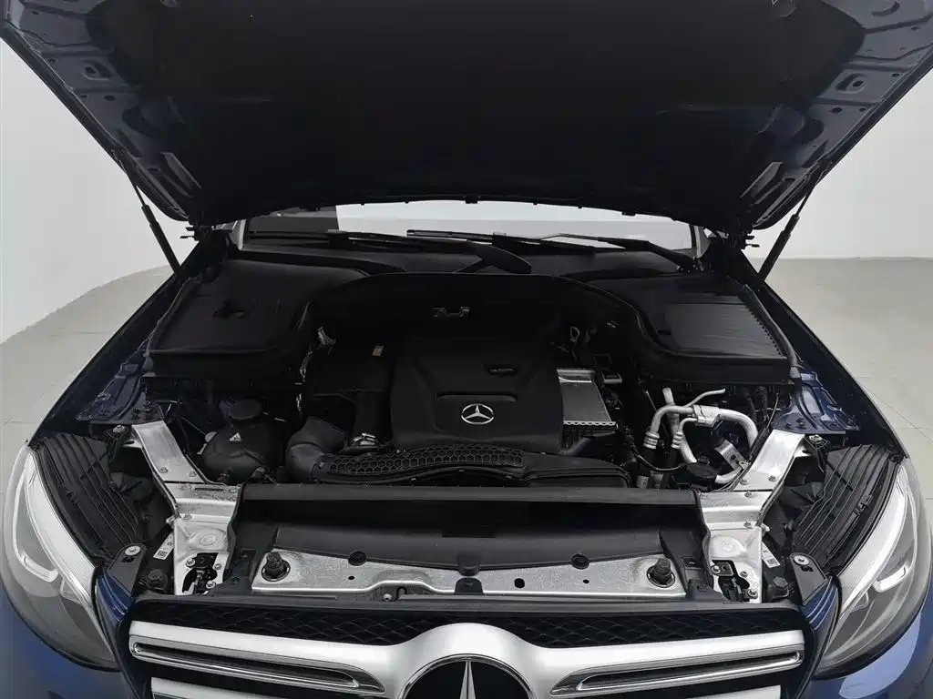 Mercedes-Benz GLC 2017 GLC 260 4MATIC