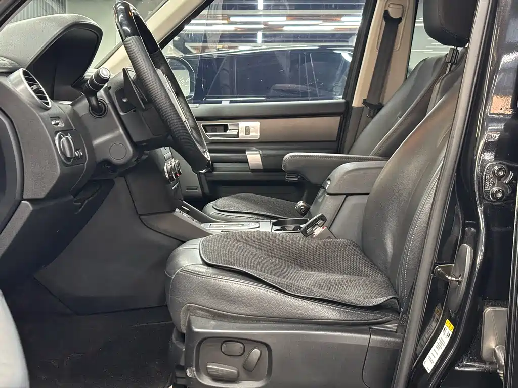 Land Rover Discovery 2016 3.0 SC V6 HSE