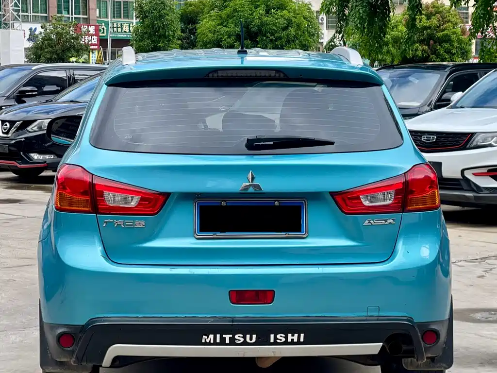 Mitsubishi ASX 2013 1.6L MT Standard