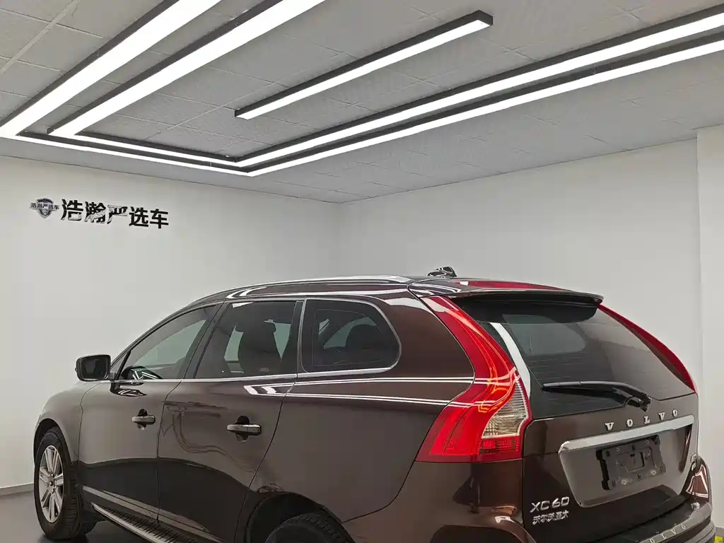 Volvo XC60 — миниатюра 4