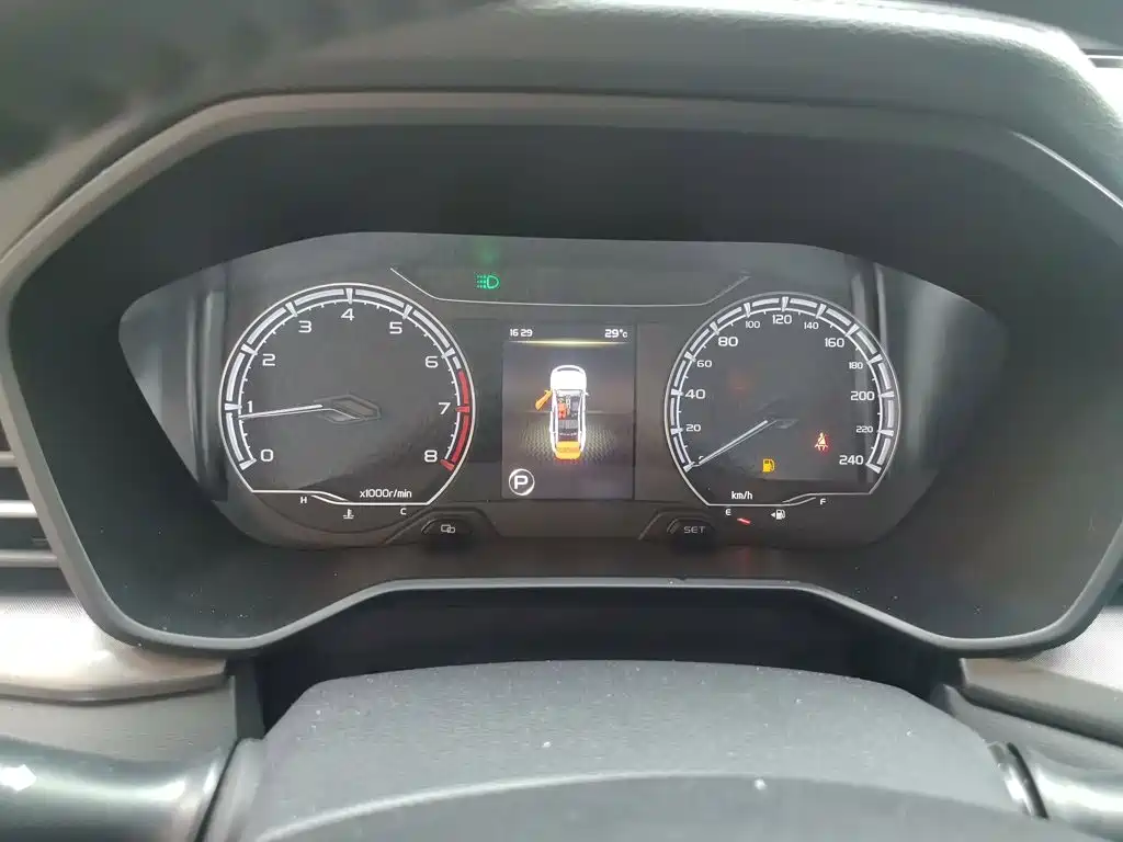 Geely Vision X6 — миниатюра 4
