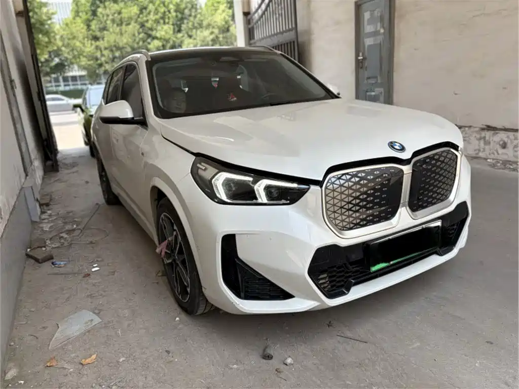BMW iX1 2023 xDrive30L M Sport