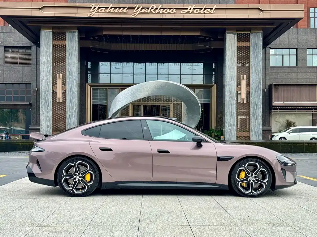 XIAOMI CAR XIAOMI SU7