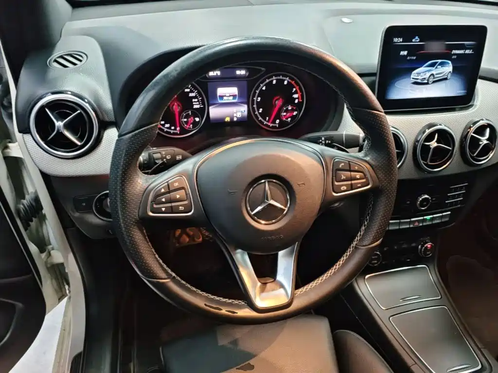 Mercedes-Benz B-Class — миниатюра 11
