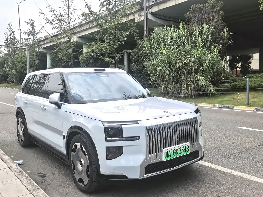 Zeekr 9X 2025 Hyper 70kWh