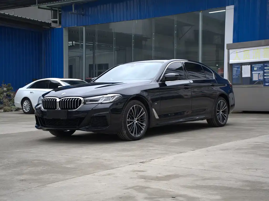 BMW 5 Series 2023