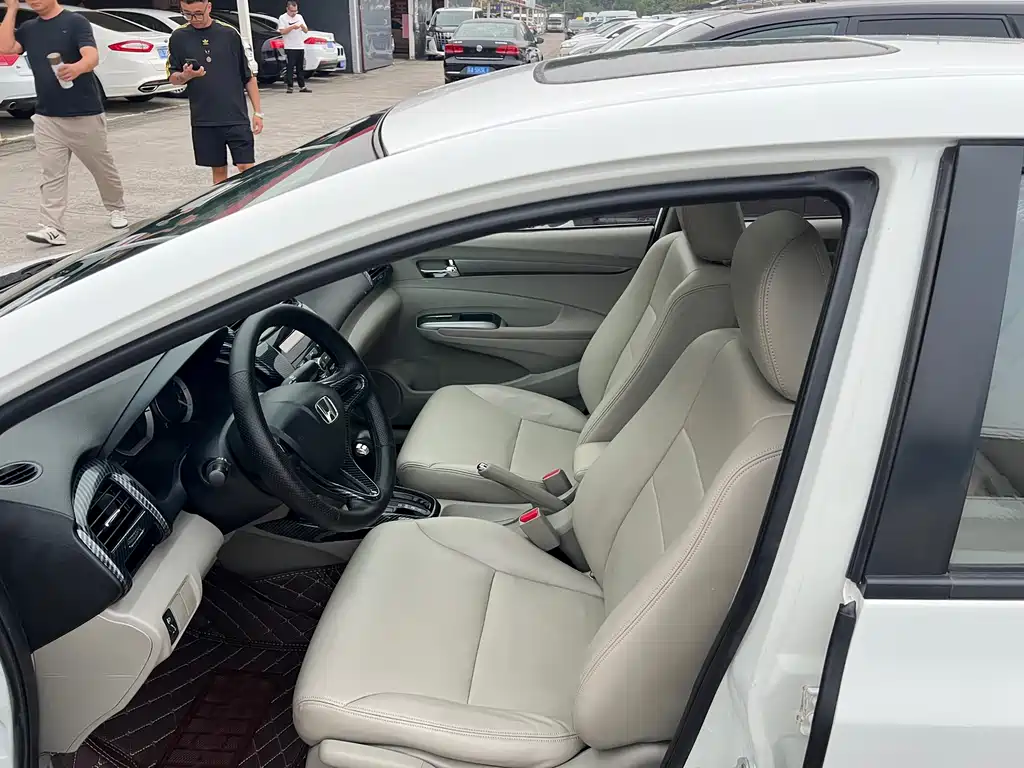 Honda City Classic — миниатюра 11