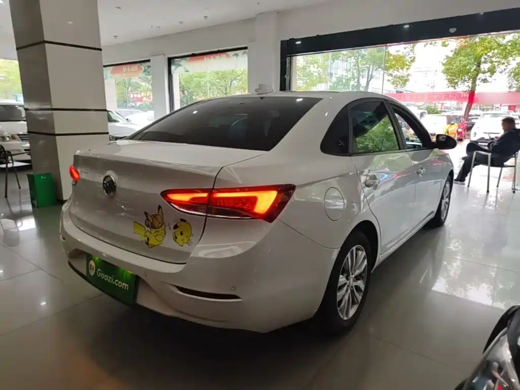 Buick Excelle — миниатюра 7