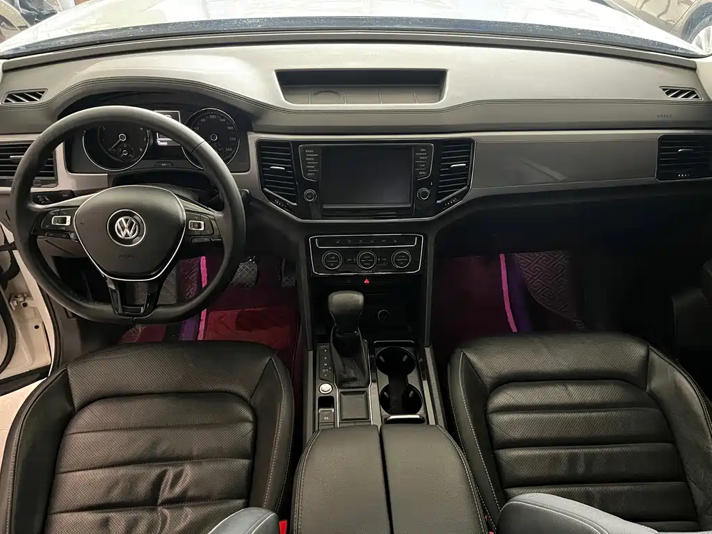 Volkswagen Teramont — миниатюра 5