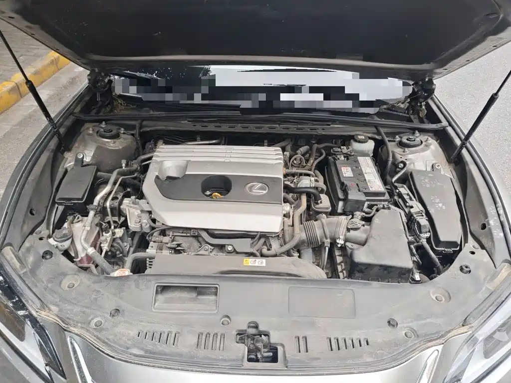 Lexus ES — миниатюра 11