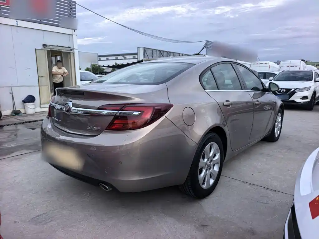 Buick Regal — миниатюра 7
