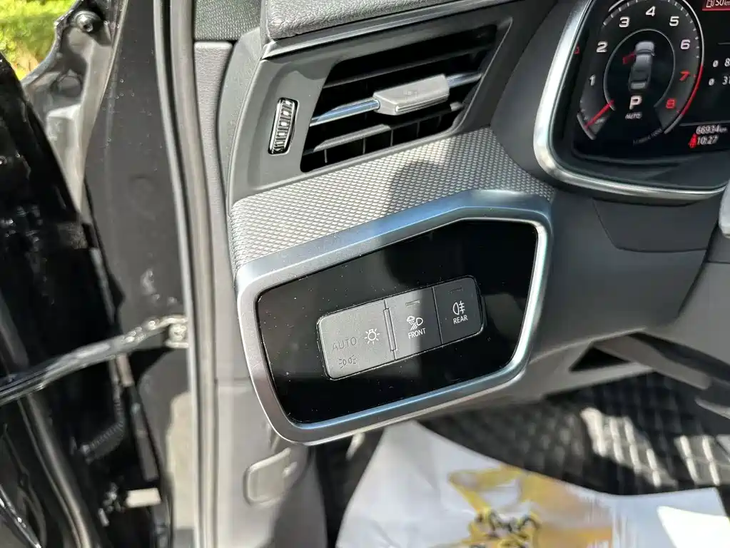 Audi A6L — миниатюра 23