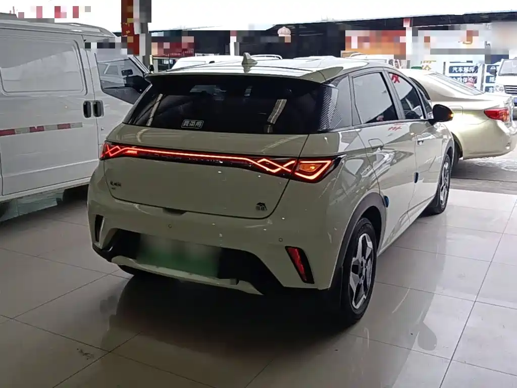 BYD Dolphin — миниатюра 7