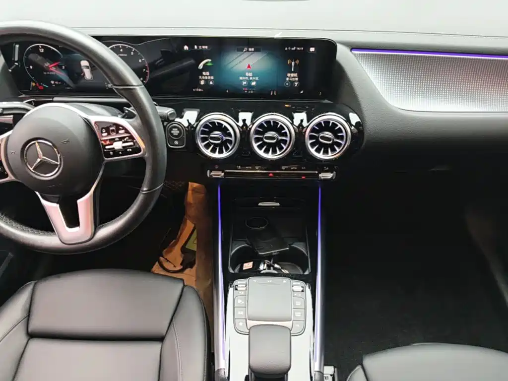 Mercedes-Benz GLA — миниатюра 13