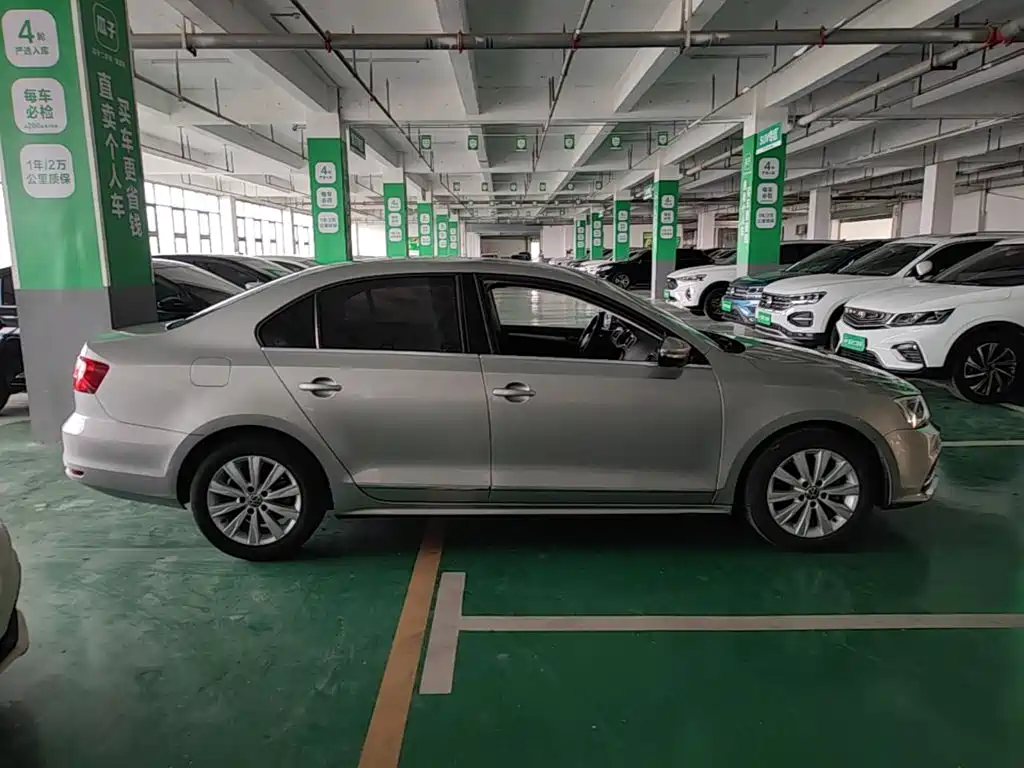 Volkswagen Sagitar — миниатюра 26