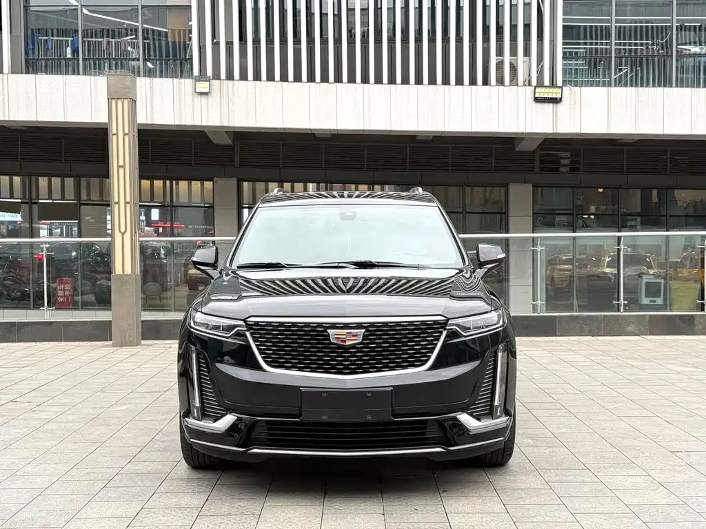 Cadillac XT6 2021 28T мест Luxury