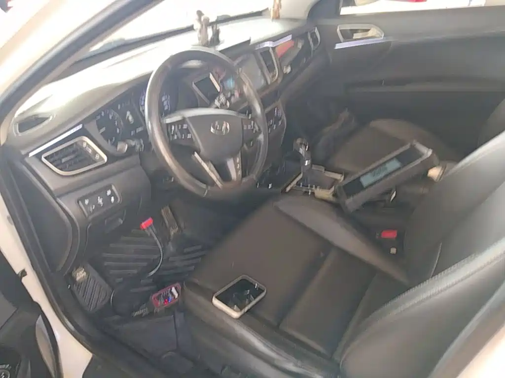 Hyundai Mistra — миниатюра 15