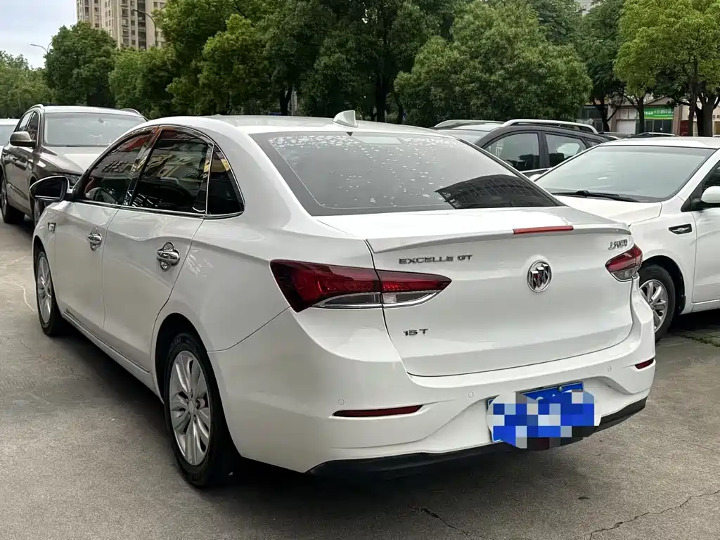 Buick Excelle — миниатюра 4