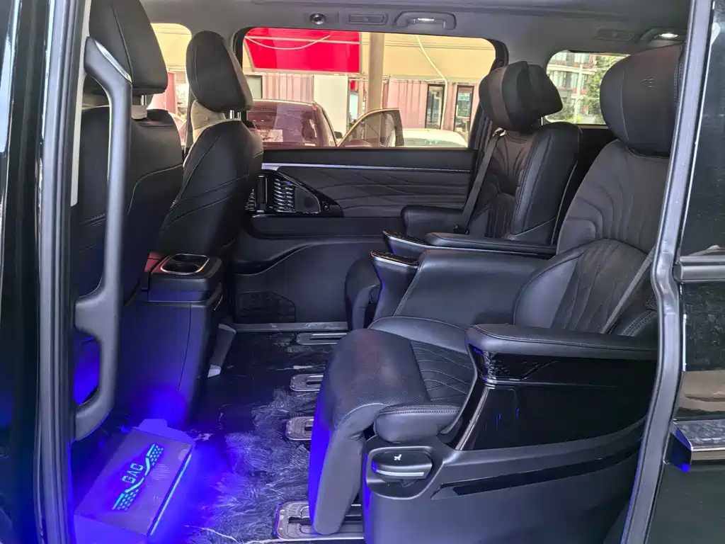 GAC Motor Trumpchi M8 — миниатюра 6