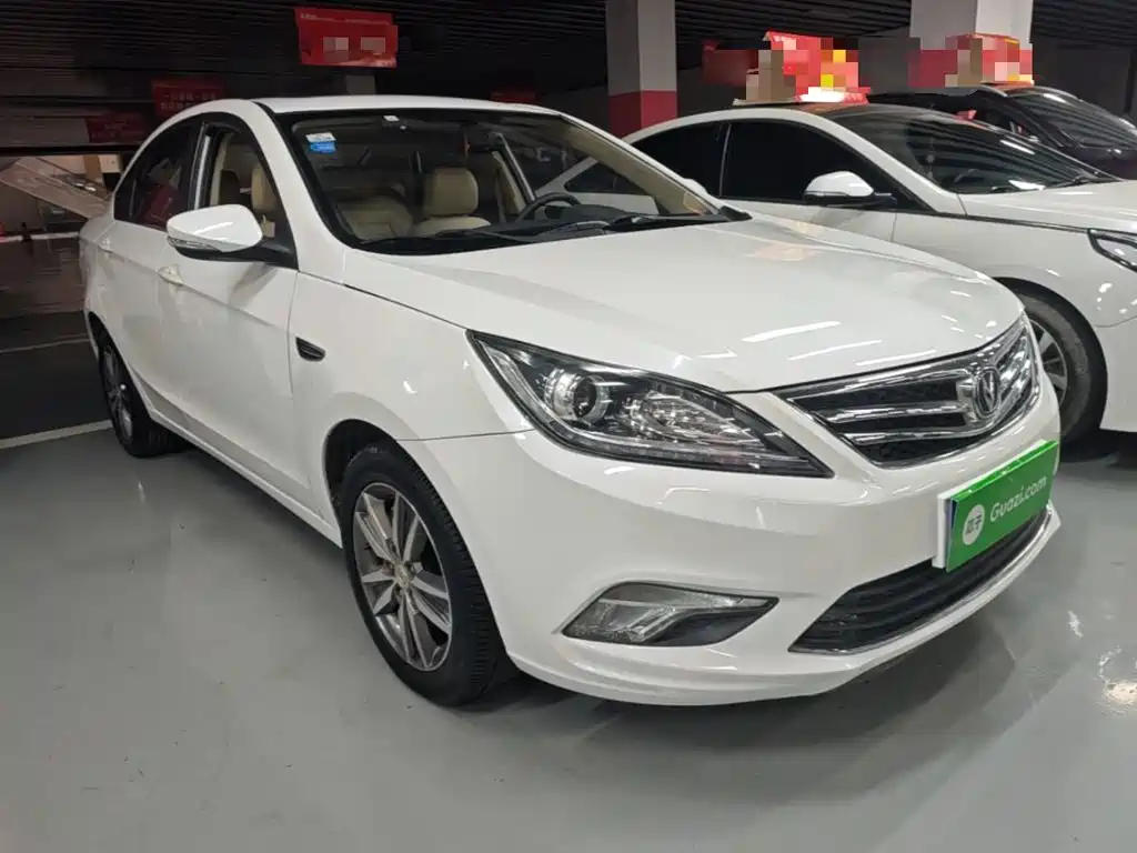 Changan Eado — миниатюра 4