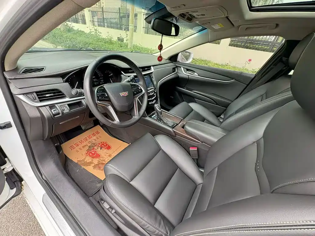 Cadillac XTS — миниатюра 4