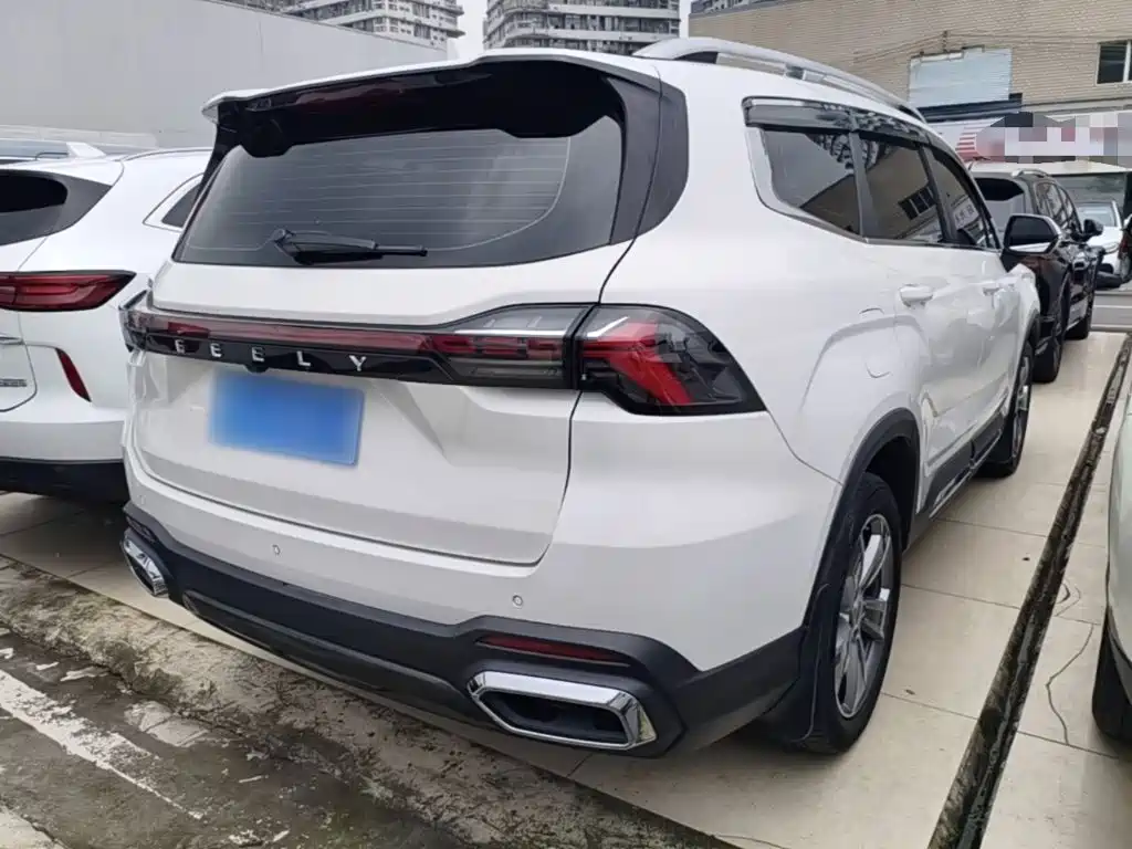 Geely Haoyue L — миниатюра 7