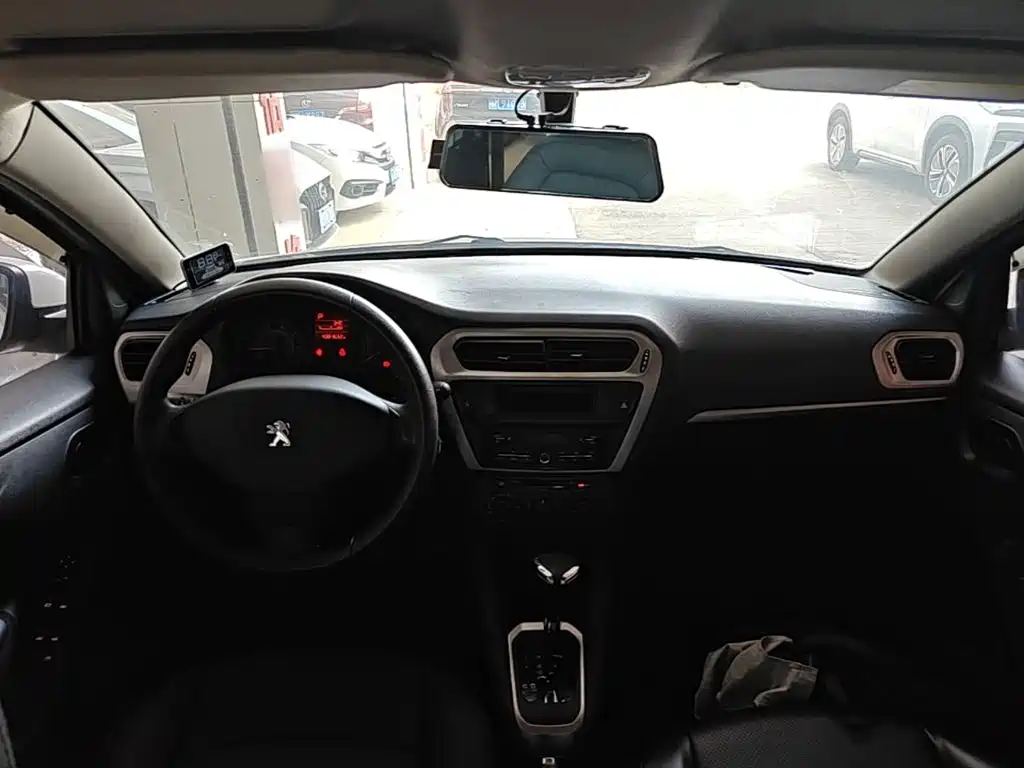 Peugeot 301 — миниатюра 10