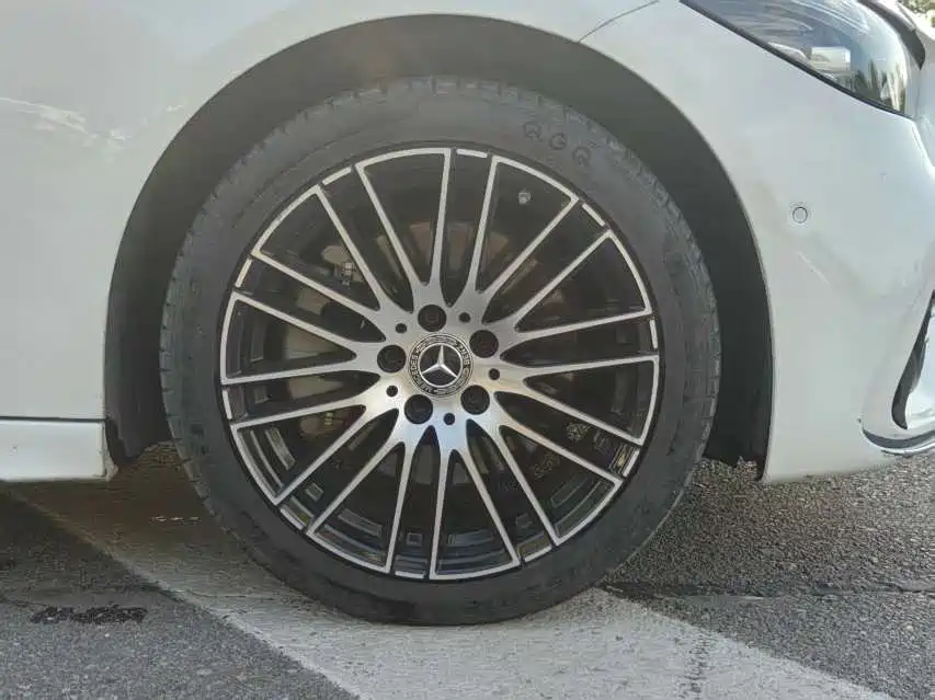 Mercedes-Benz C-Class — миниатюра 9