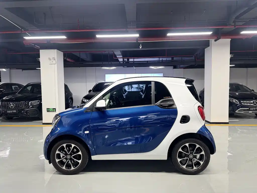 Smart fortwo 2015 1.0L 52