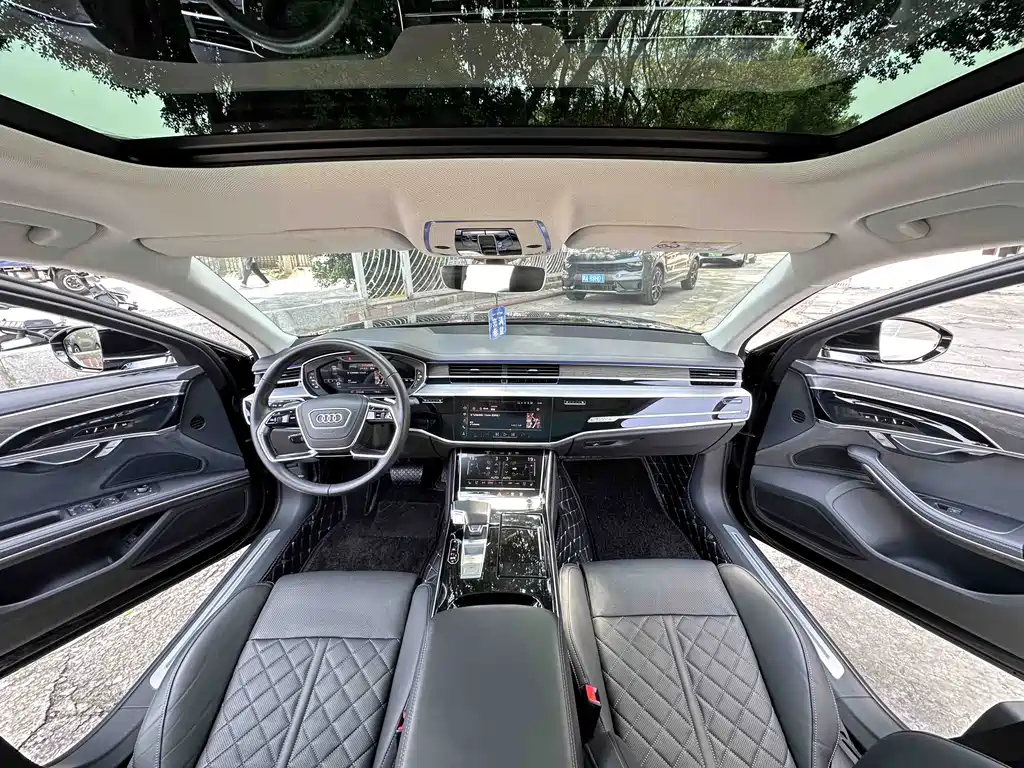 Audi A8 — миниатюра 7