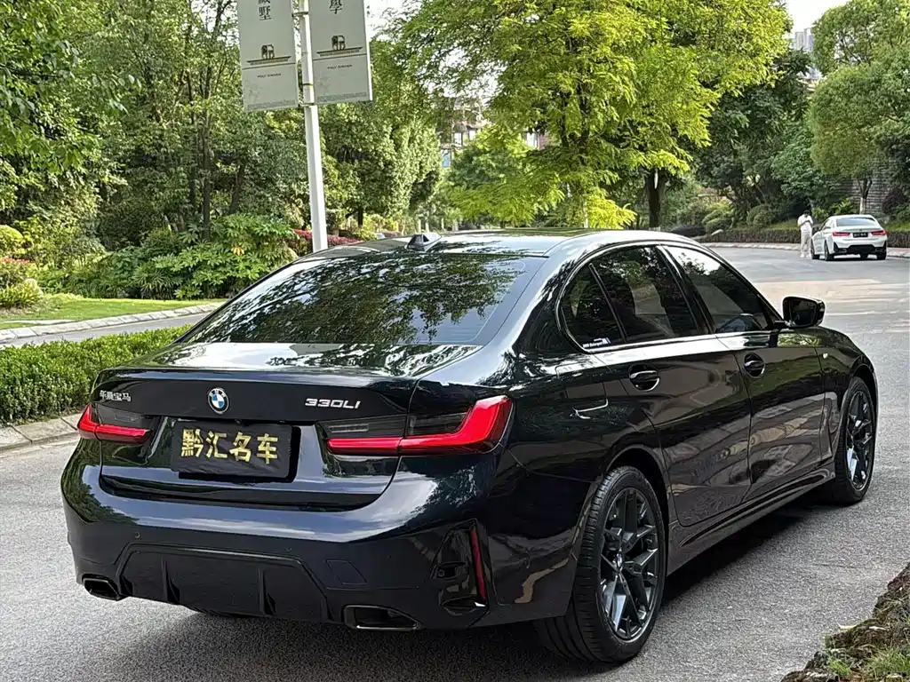 BMW 3 Series 3 2025 330Li M Sport
