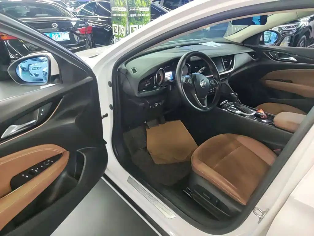 Buick Regal — миниатюра 16
