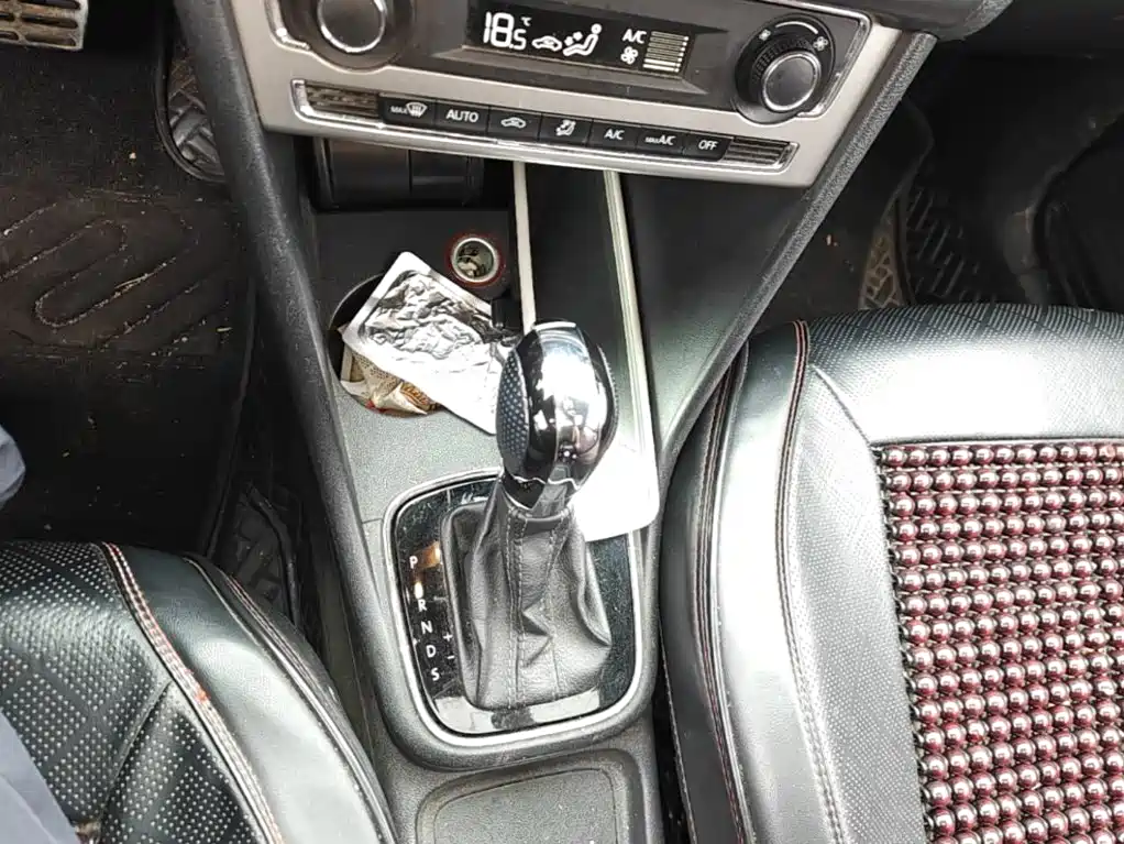 Volkswagen Polo — миниатюра 14