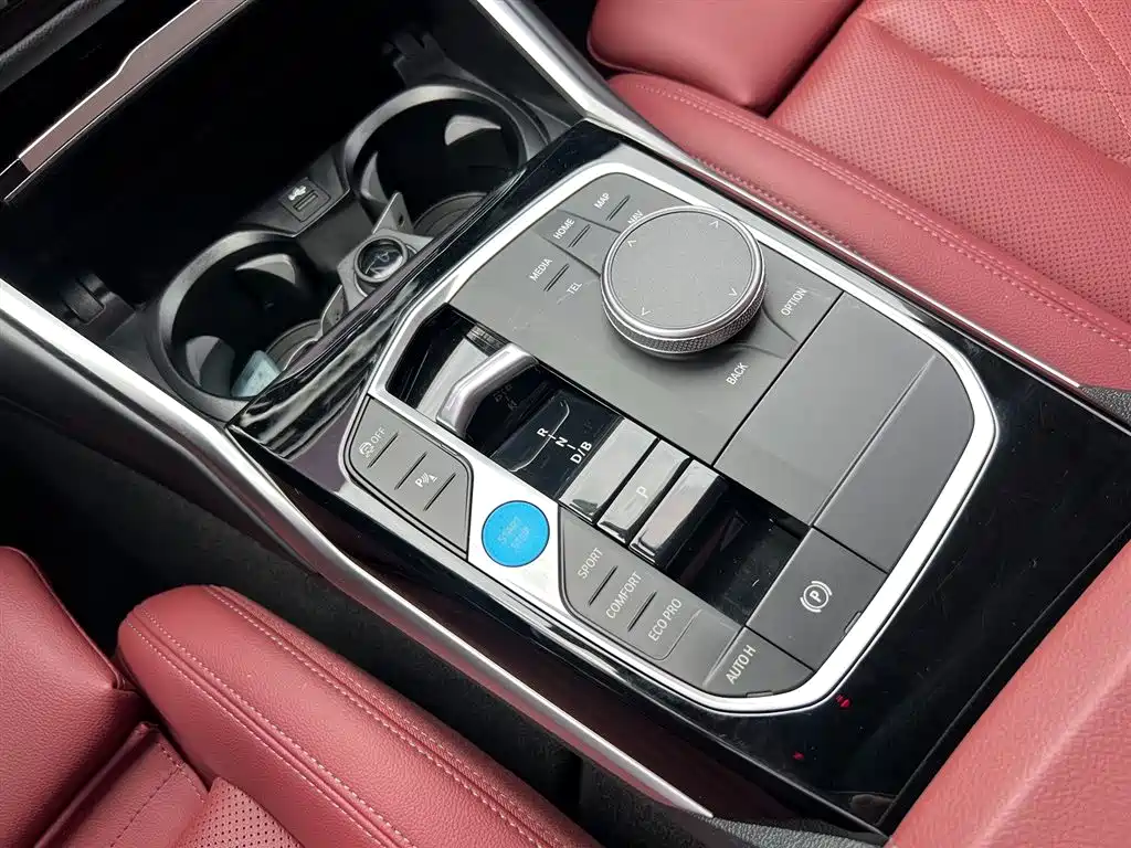 BMW i3 2024 eDrive 35 L