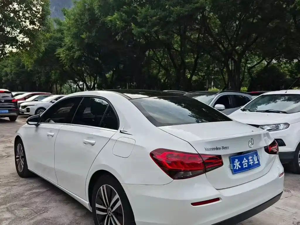 Mercedes-Benz A-Class A 2022 A 180 L