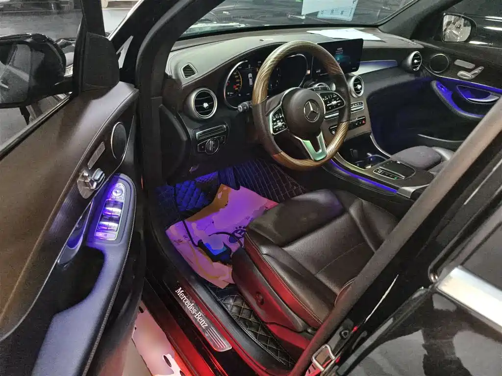 Mercedes-Benz GLC - фото 12