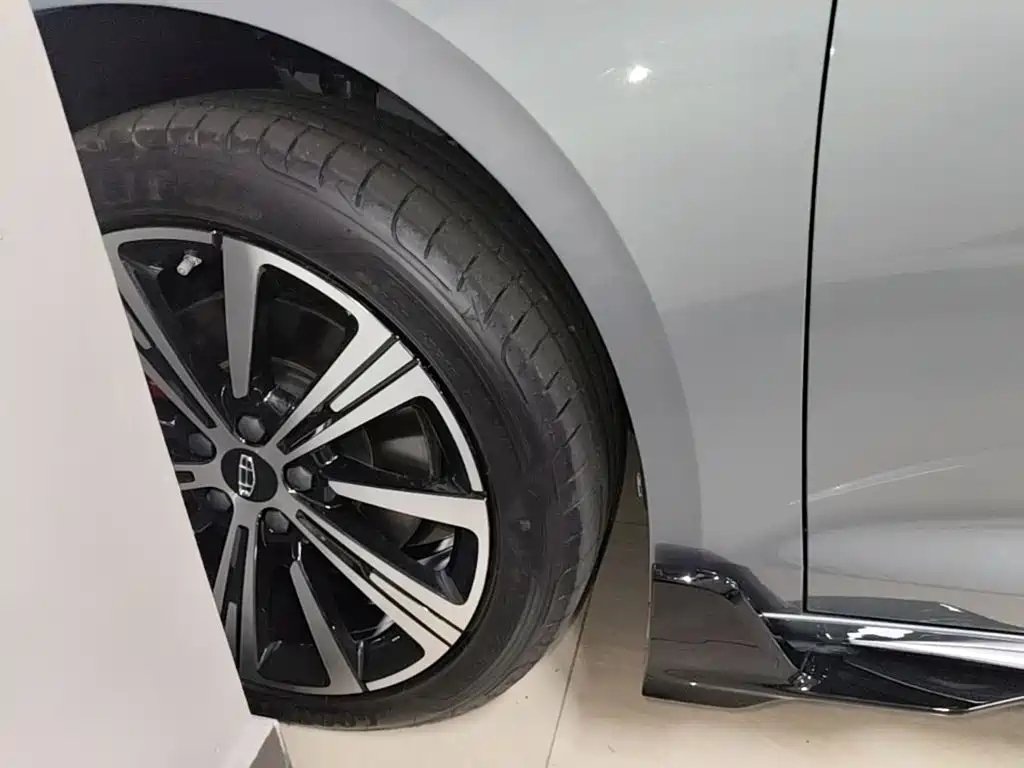 Geely Xingrui — миниатюра 23