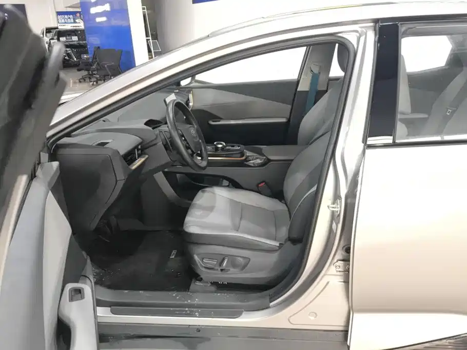 Toyota bZ3 — миниатюра 9