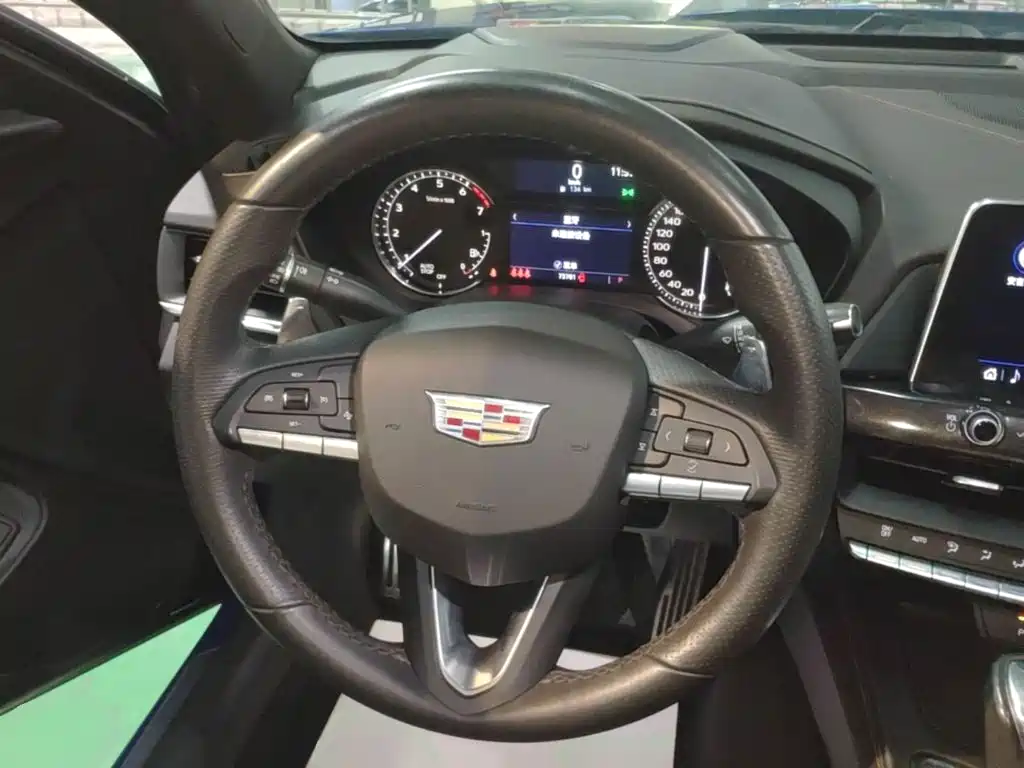 Cadillac CT4 — миниатюра 11