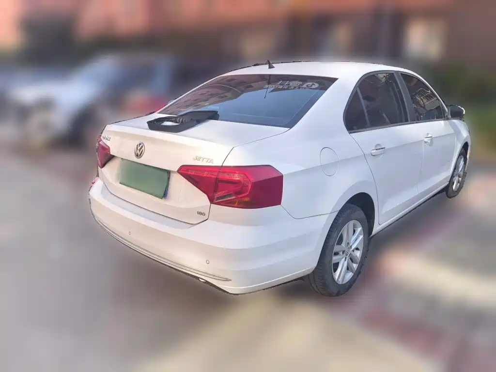 Volkswagen Jetta — миниатюра 4