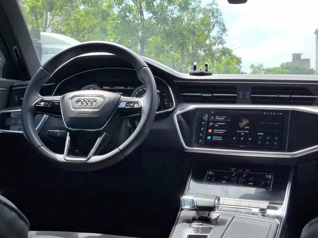 Audi A6L — миниатюра 10