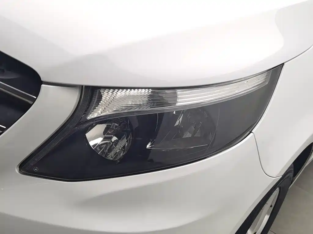 Mercedes-Benz Vito — миниатюра 7