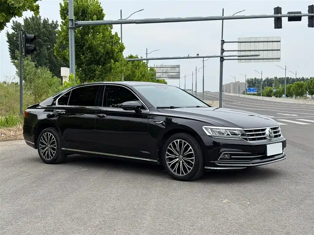 Volkswagen Phideon 2019 380TSI VI